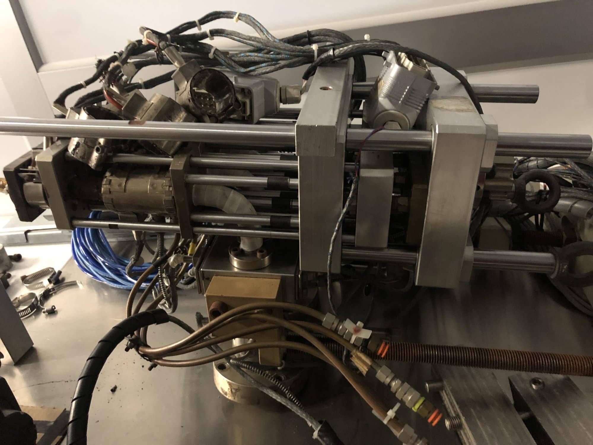 Magic ME-L1/ND Blow Molder, 2018 - 4 Heads, Available Now - Image 6