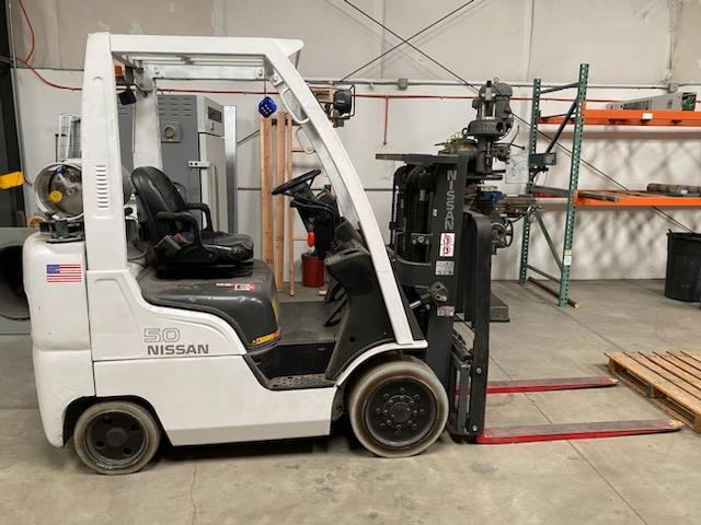 Nissan MCP1F2A25LV LP Forklift - Sideshift Included, Refurbished 2020