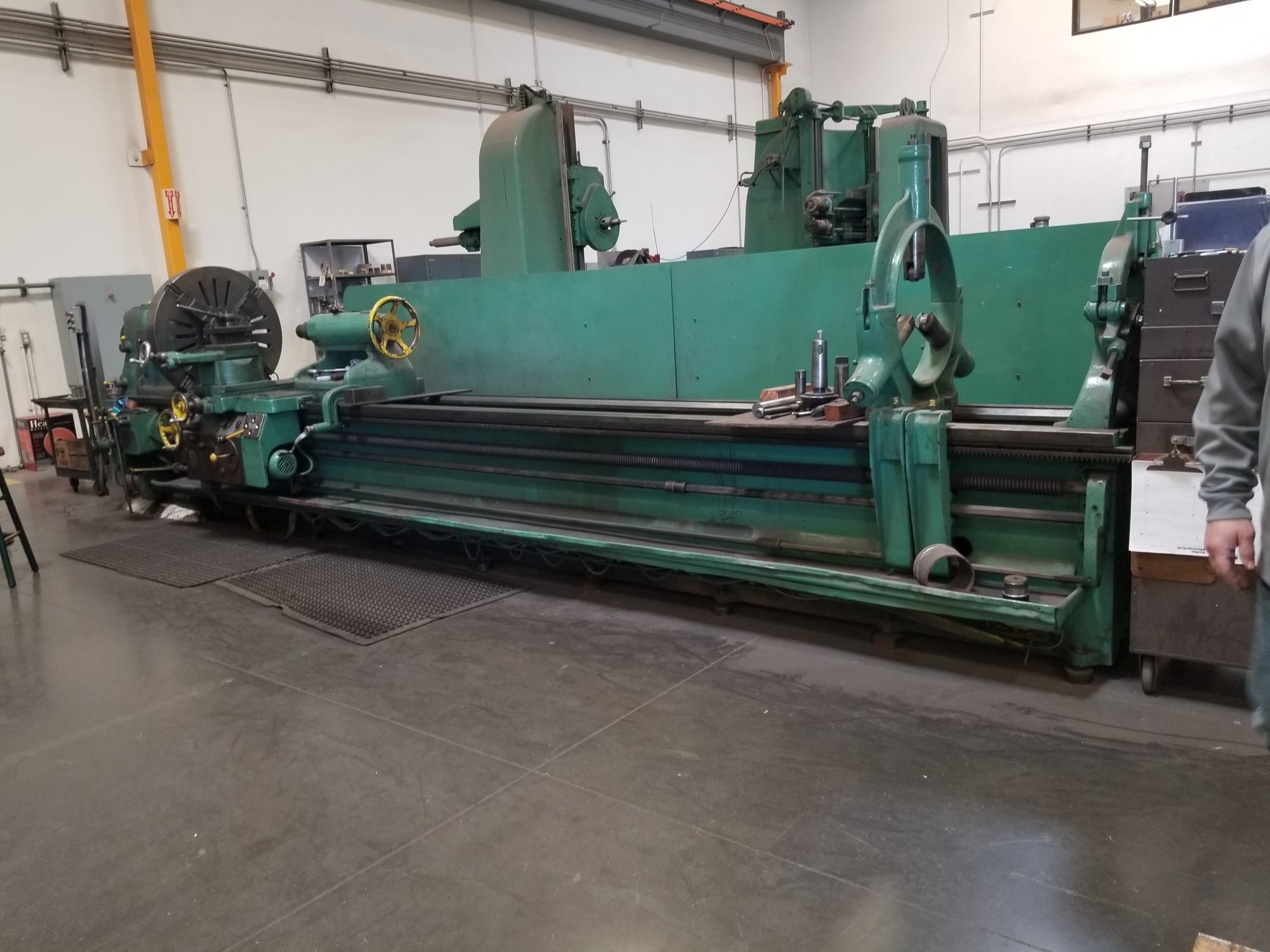 Tos SU-90A Engine Lathe, 1966 - Steady Rests, Chuck