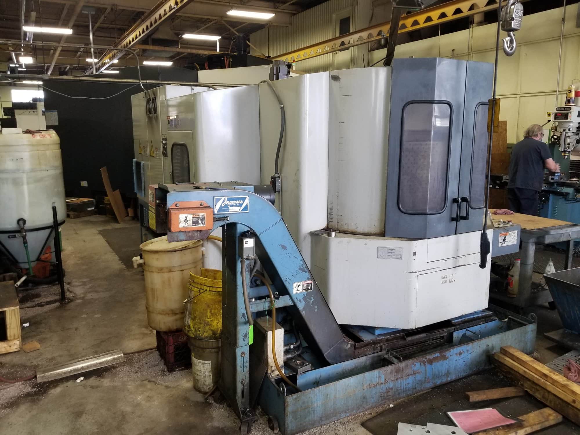 Mazak HTC-400 400MM HMC, 1995 - Under Power, Chip Conveyor - Image 4