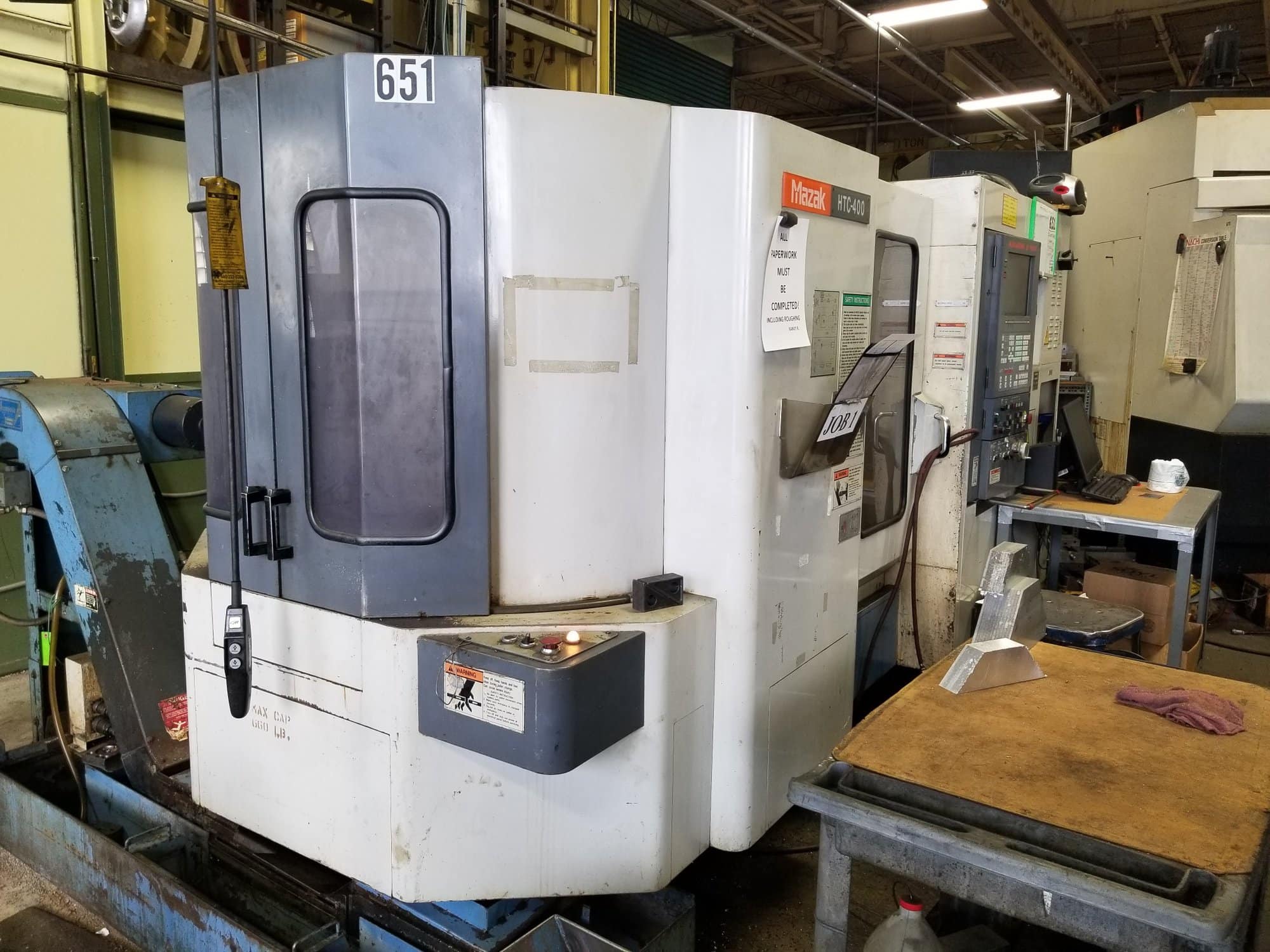 Mazak HTC-400 400MM HMC, 1995 - Under Power, Chip Conveyor - Image 5