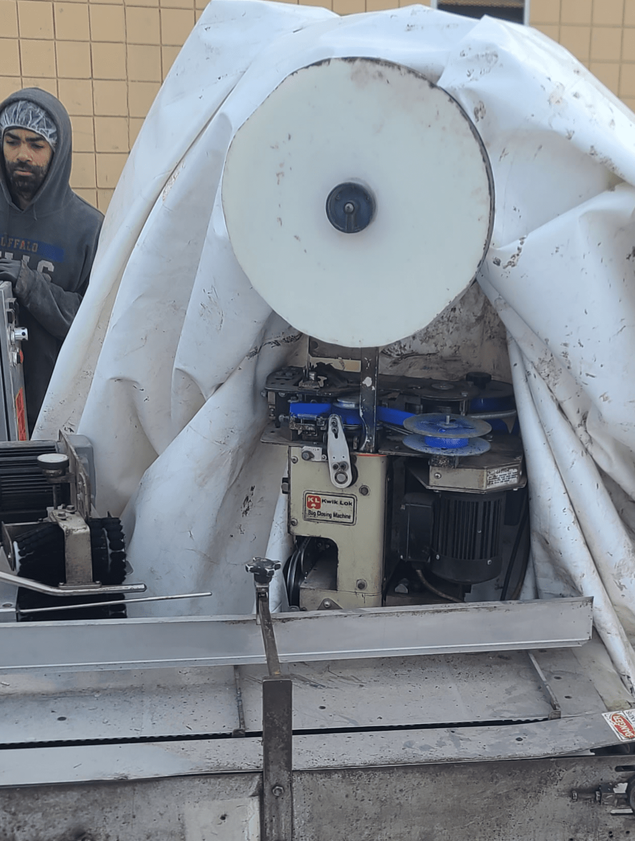 United Bakery Equipment 1216H Bagger with a Kwik Lok Closure and Printer - Image 11