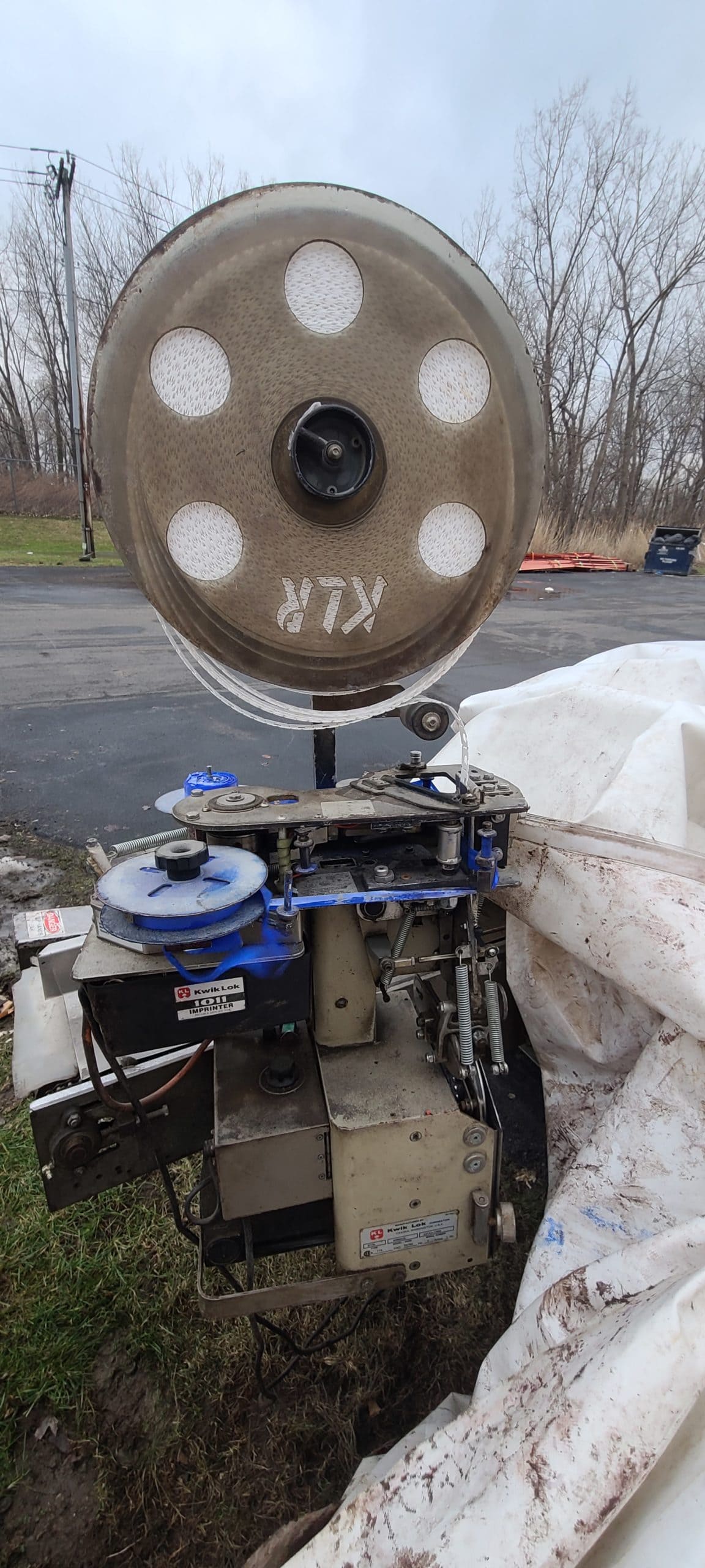 United Bakery Equipment 1216H Bagger with a Kwik Lok Closure and Printer - Image 10