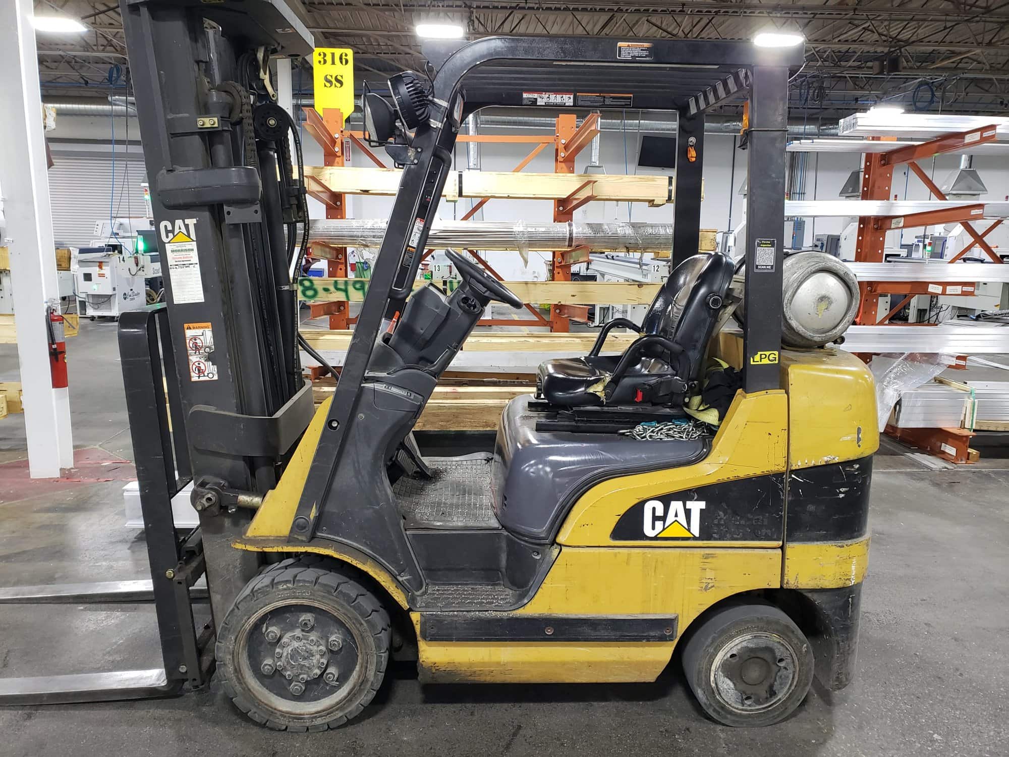 4,600 Lbs Capacity CAT C5000 Forklift