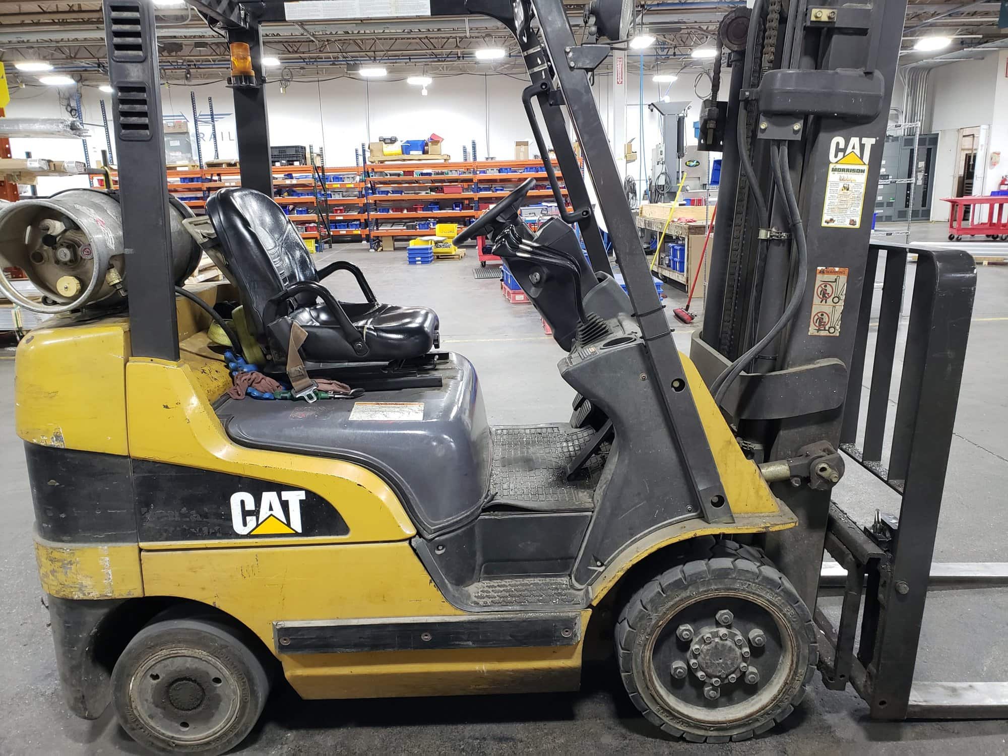 4,600 Lbs Capacity CAT C5000 Forklift - Image 2