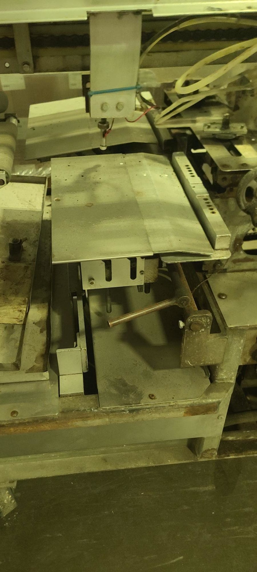 United Bakery Equipment 1216H Bagger with a Kwik Lok Closure and Printer - Image 6