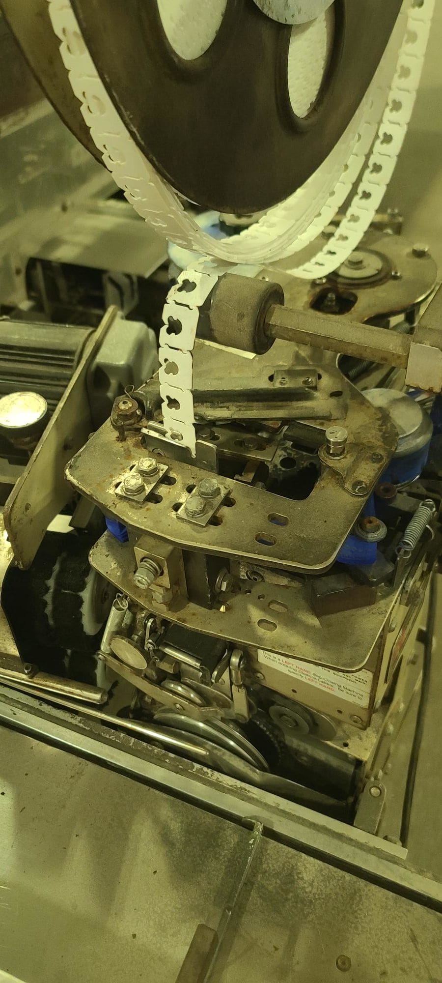 United Bakery Equipment 1216H Bagger with a Kwik Lok Closure and Printer - Image 9