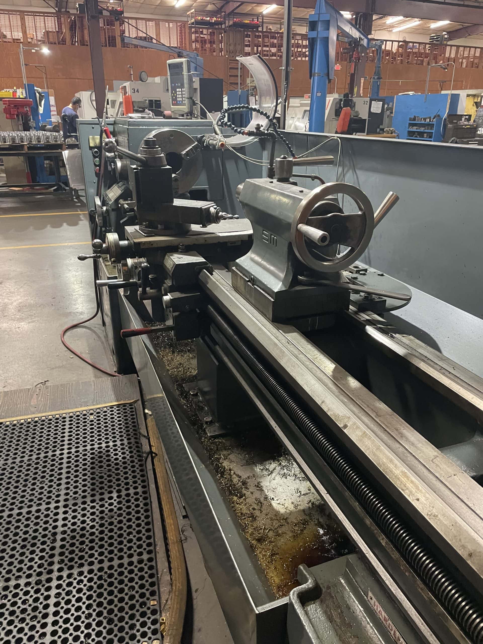 Standard Modern 19-80 Engine Lathe - Equipped with Tooling, Digital Readout