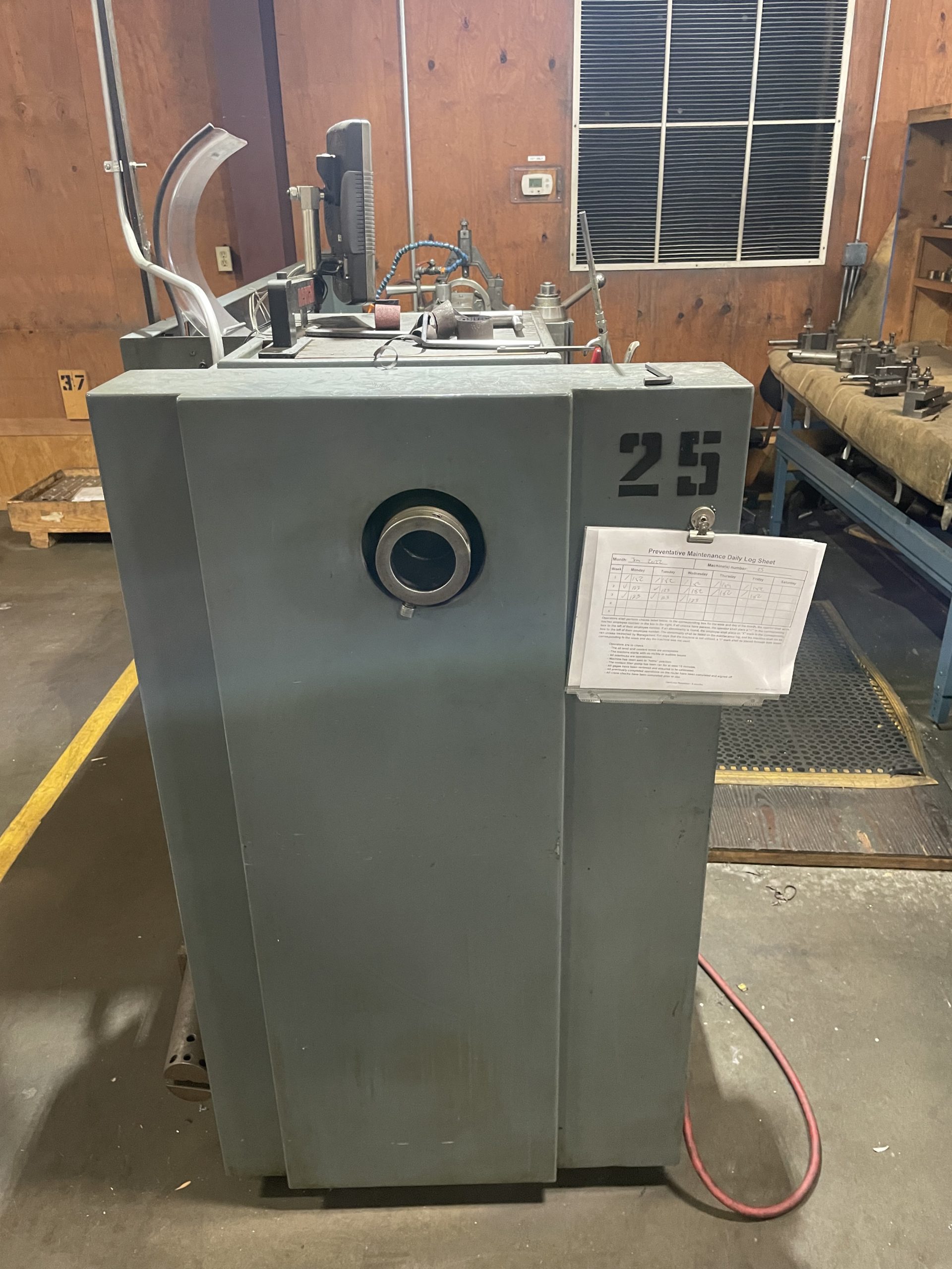 Standard Modern 19-80 Engine Lathe - Equipped with Tooling, Digital Readout - Image 3