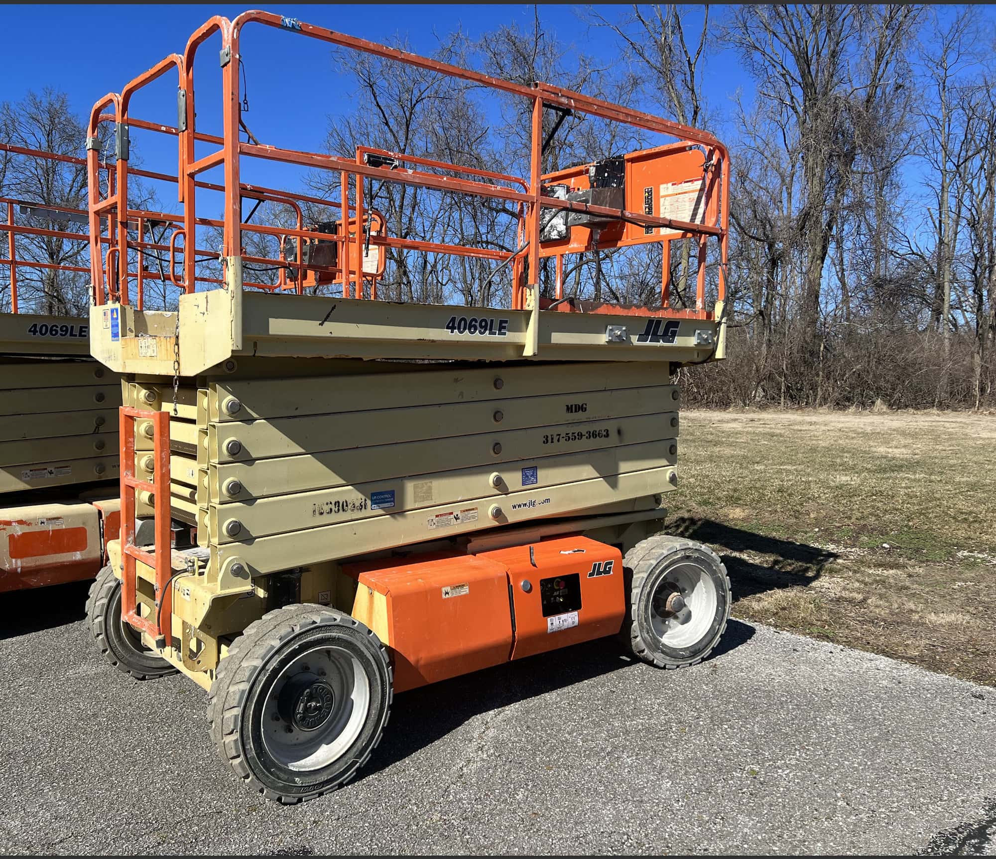 40' JLG 4069LE Electric Scissor Lift, 2015 (2) - Image 3