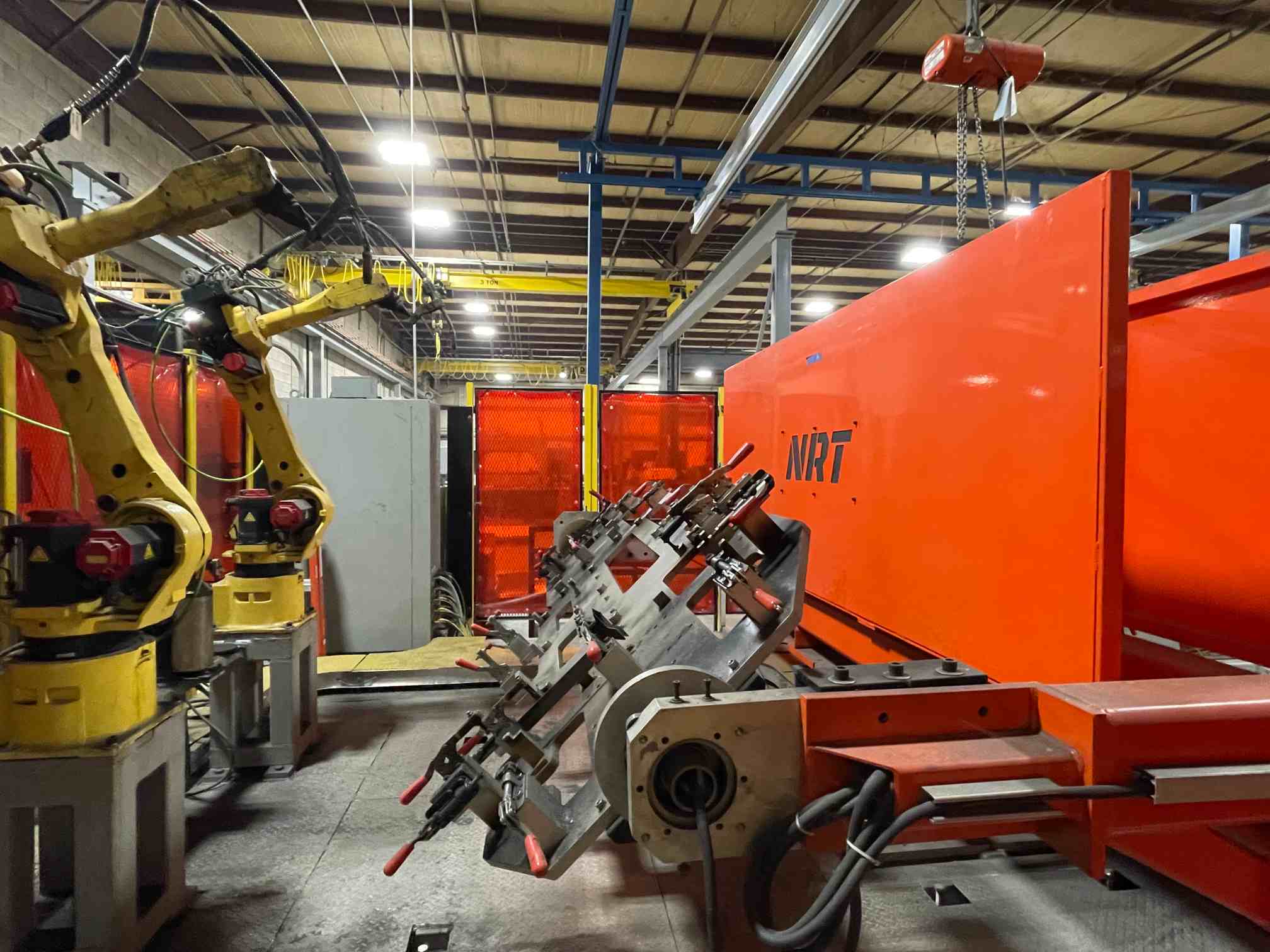 NRT MIG WELD P1233 Fanuc Weld Cell