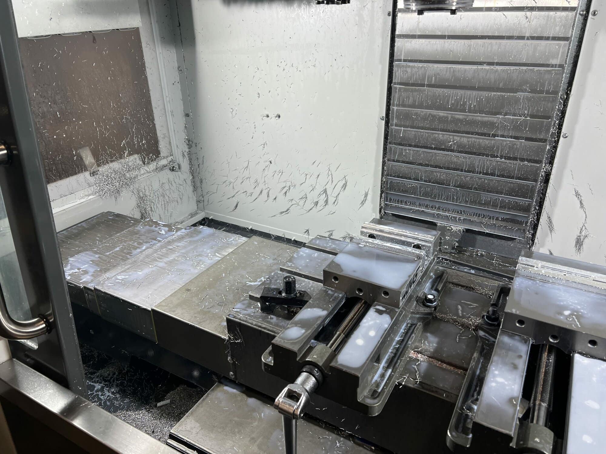 Haas VF-2SS VMC, 2021-Probe, 4th Axis Ready,Thru Spindle Coolant,High Speed Machining, Macros Rotation and Scaling - Image 3