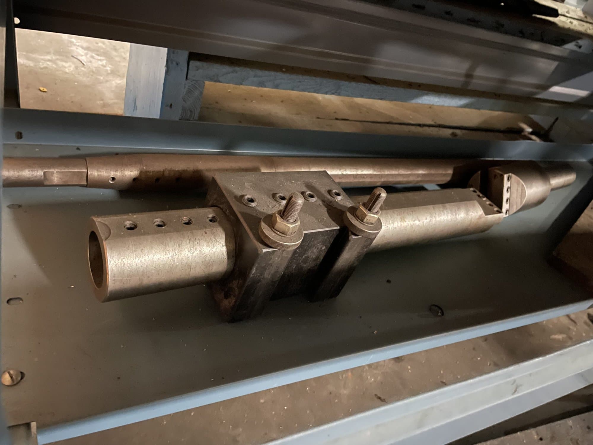 Standard Modern 19-80 Engine Lathe - Equipped with Tooling, Digital Readout - Image 8