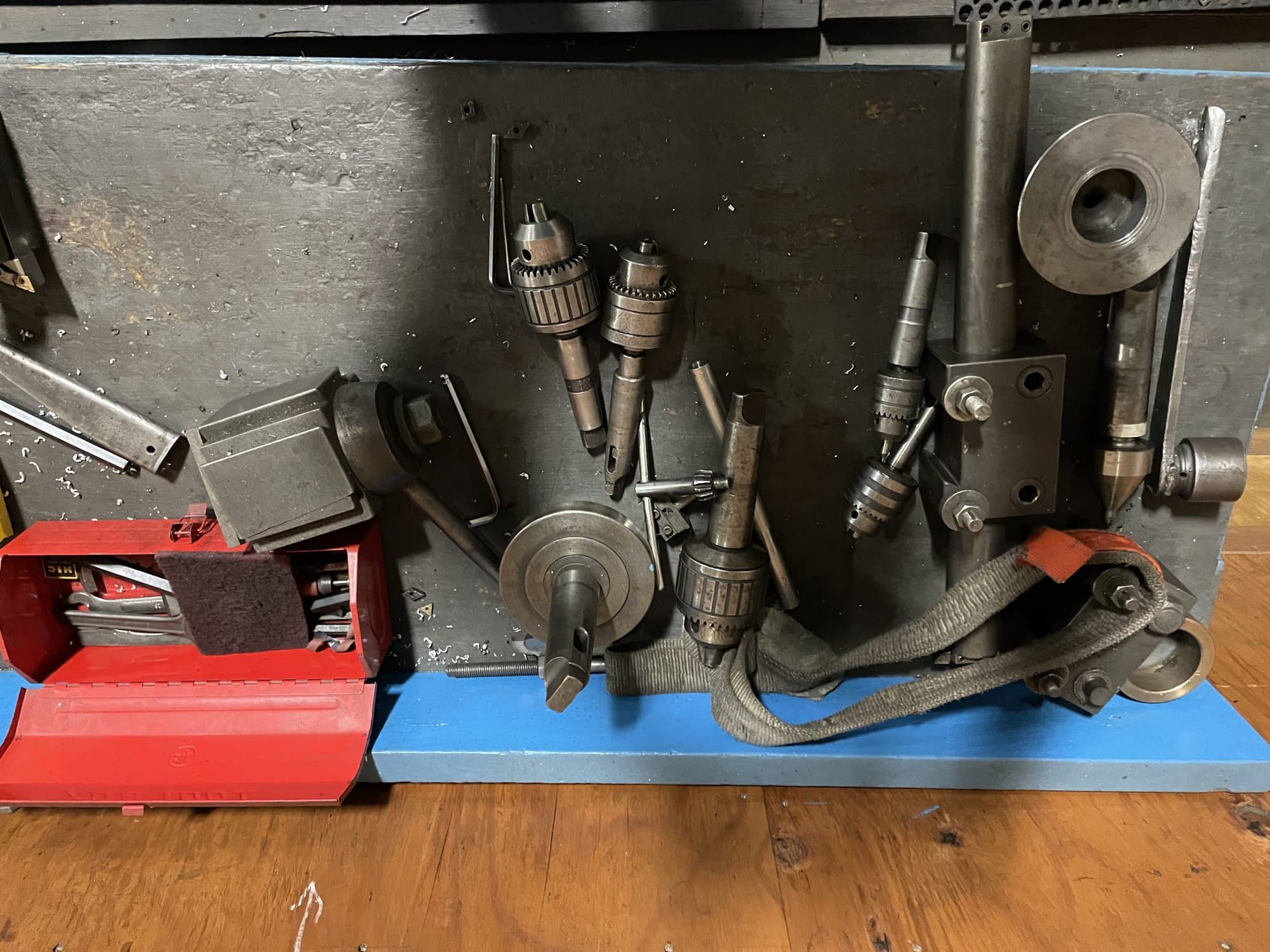 Standard Modern 19-80 Engine Lathe - Equipped with Tooling, Digital Readout - Image 4