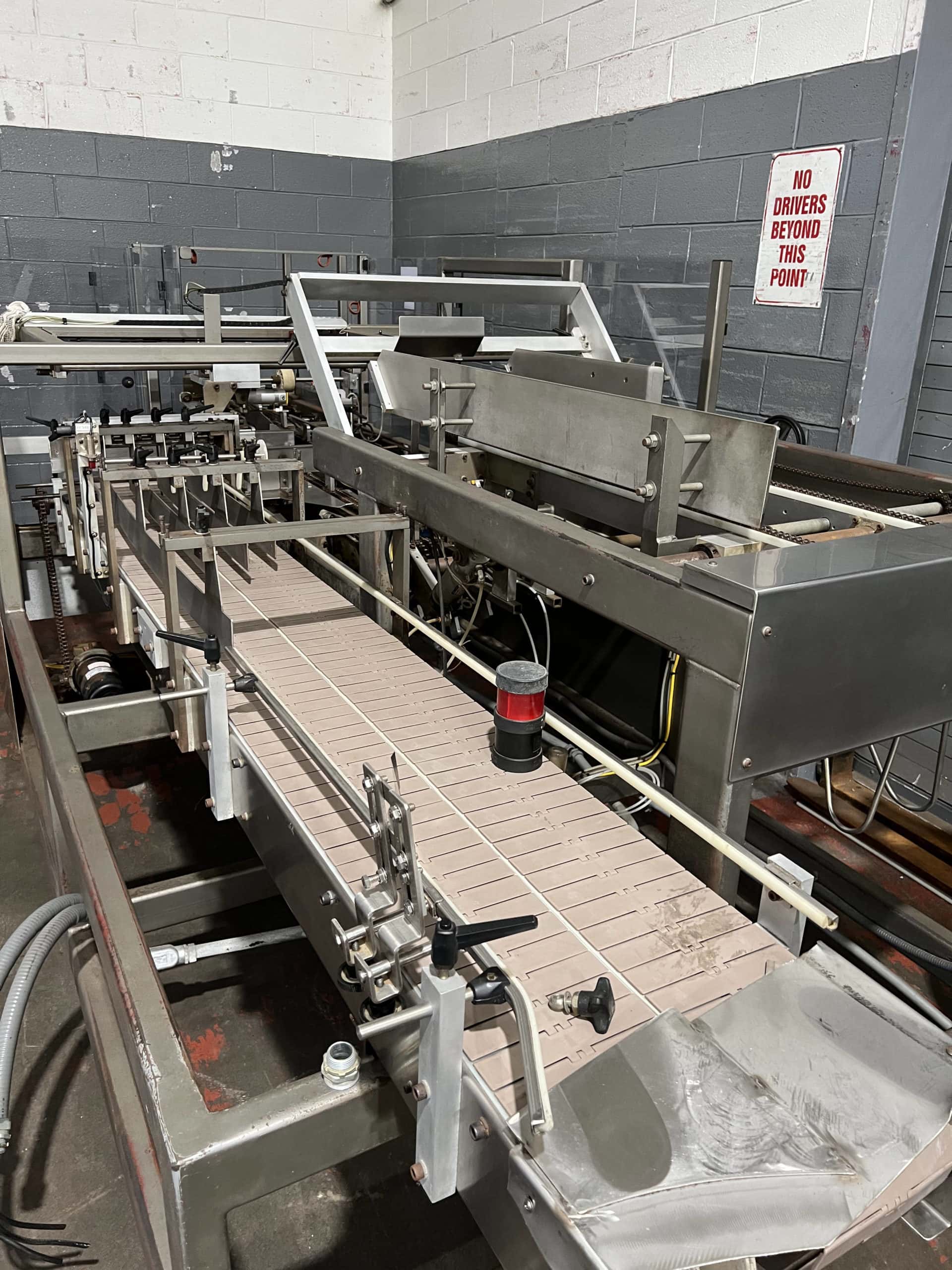 Dorell Equipment Side Load Case Packer - Image 8