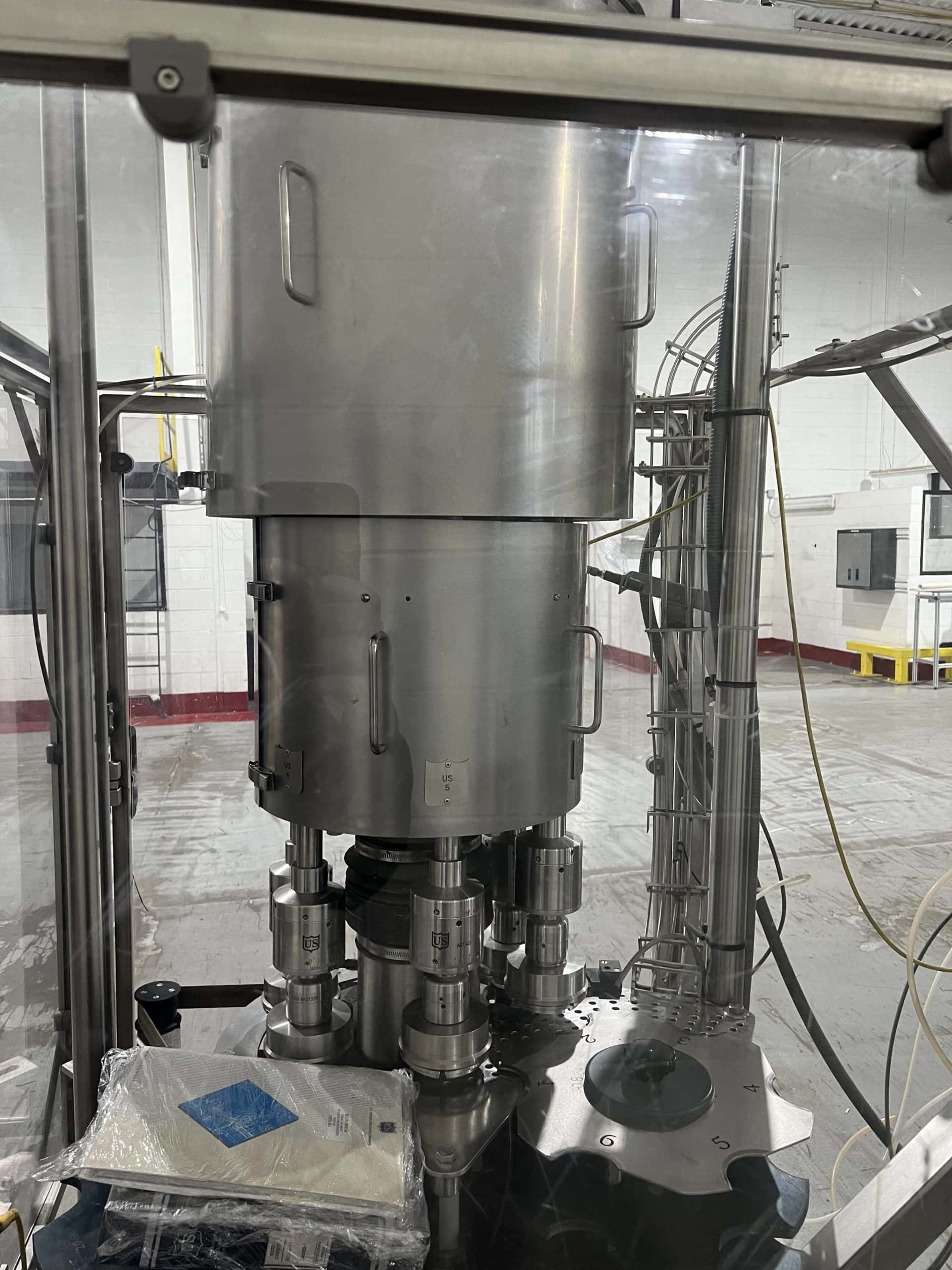 U.S. Bottlers Machinery RC 6-14" 6-Head Rotary Chuck Capper - Image 8