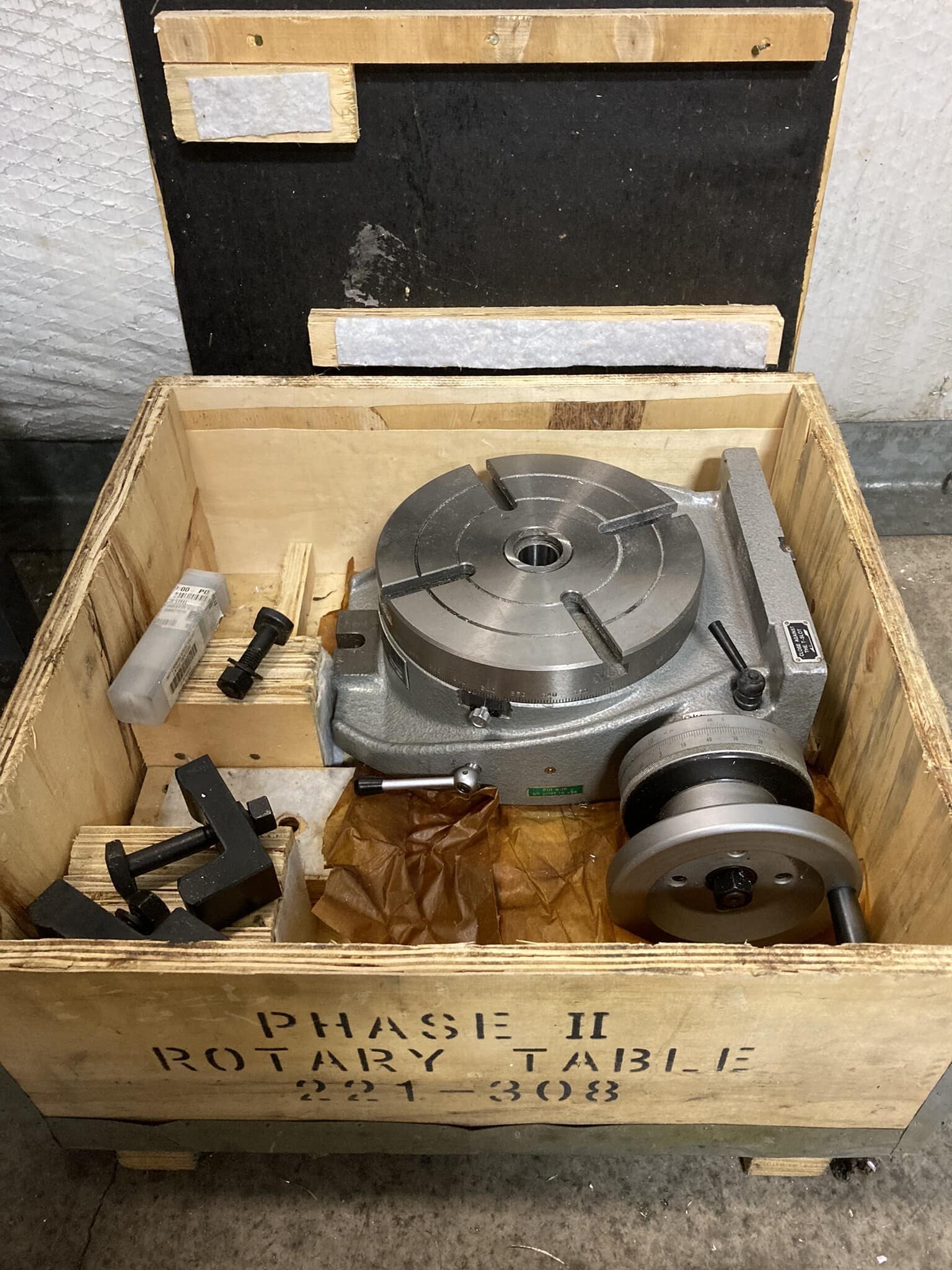 Jet JTM-4VS-1 Knee Mill, 2019 - Equipped with Rotary Table, DRO, Power Feed - Image 4