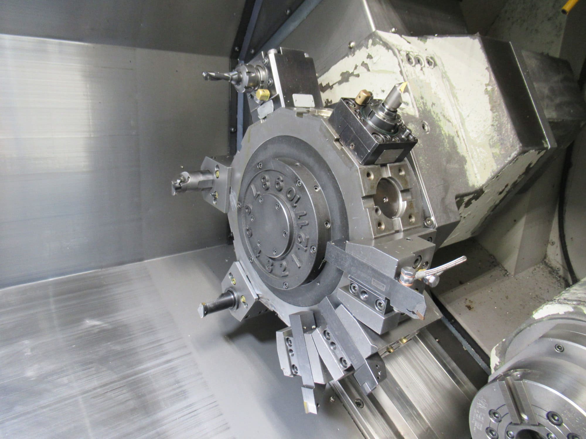 Daewoo Puma 2000SY CNC Lathe, 2002 - Sub Spindle, Live Tooling, Y Axis, Chip Conveyor - Image 7