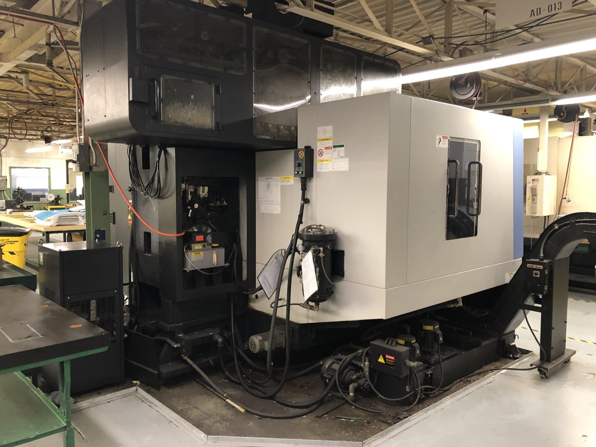 Doosan MV-6030/50 VMC, 2008 - 300 PSI TSC, Ridged Tapping, Tool Changer Issue - Image 8