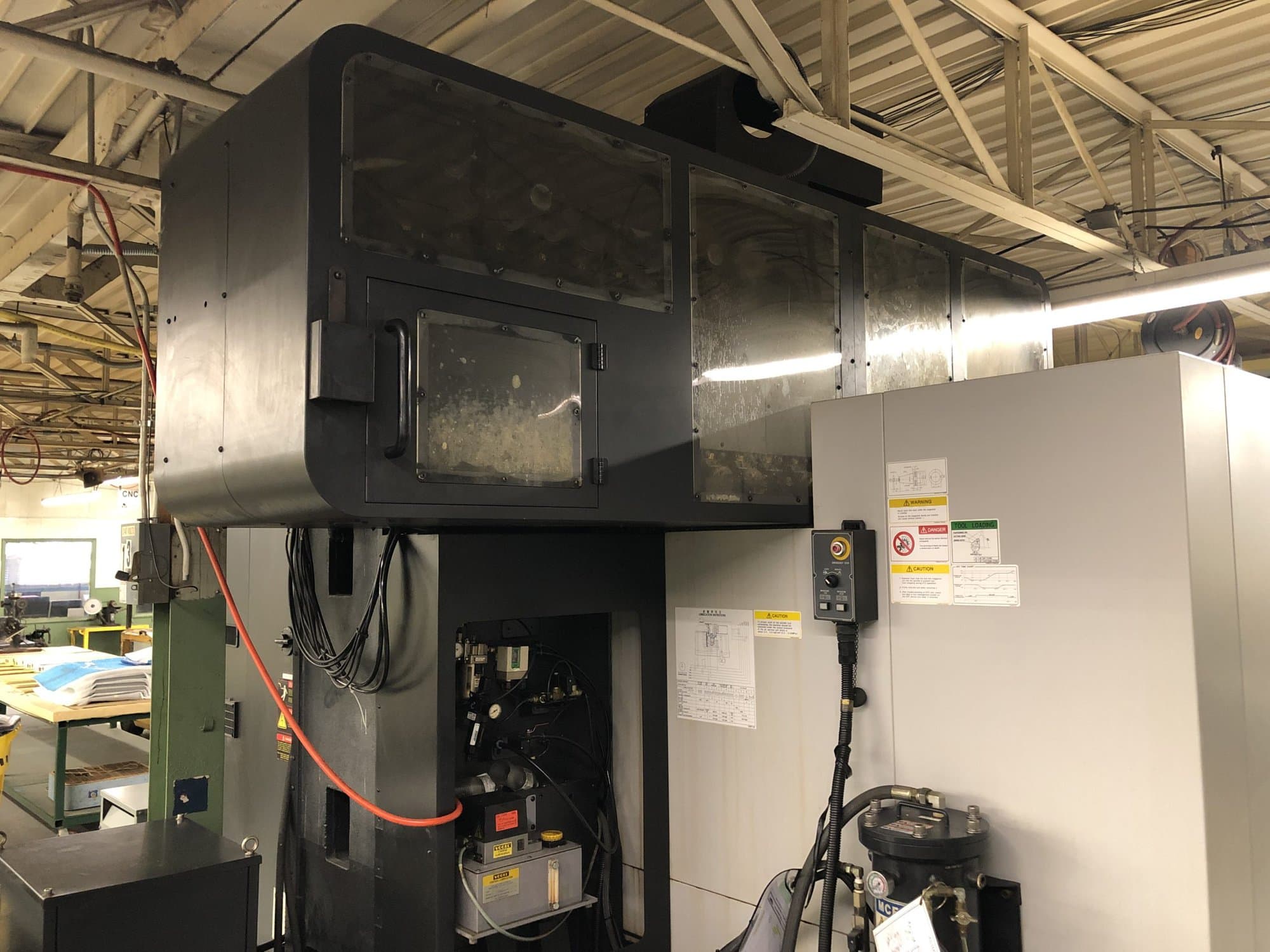 Doosan MV-6030/50 VMC, 2008 - 300 PSI TSC, Ridged Tapping, Tool Changer Issue - Image 9