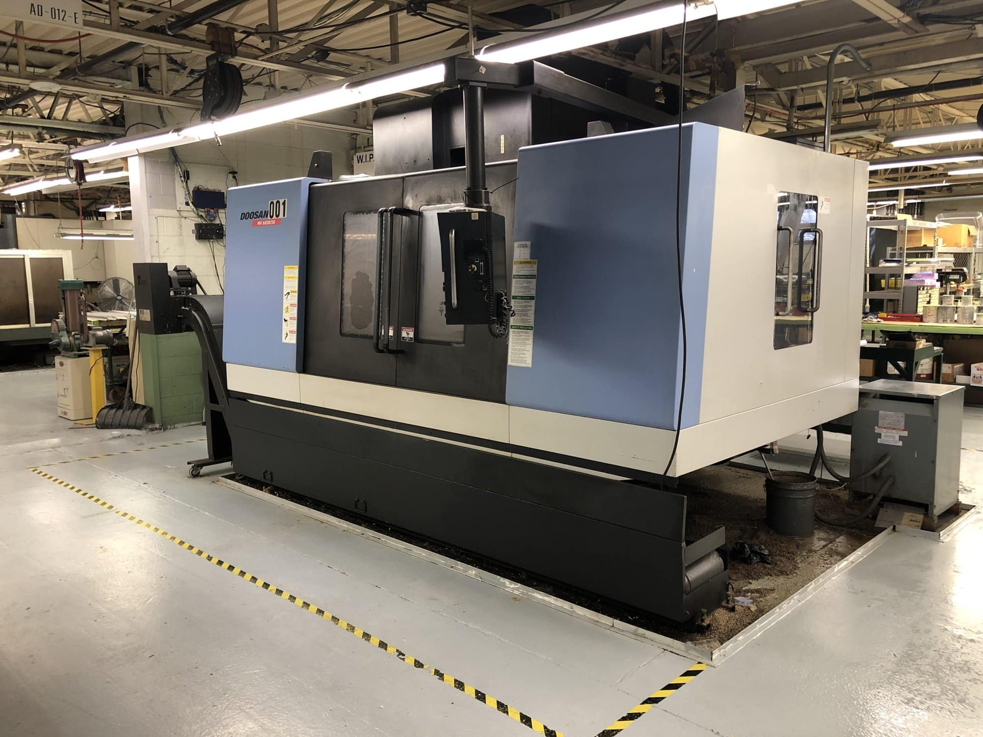 Doosan MV-6030/50 VMC, 2008 - 300 PSI TSC, Ridged Tapping, Tool Changer Issue