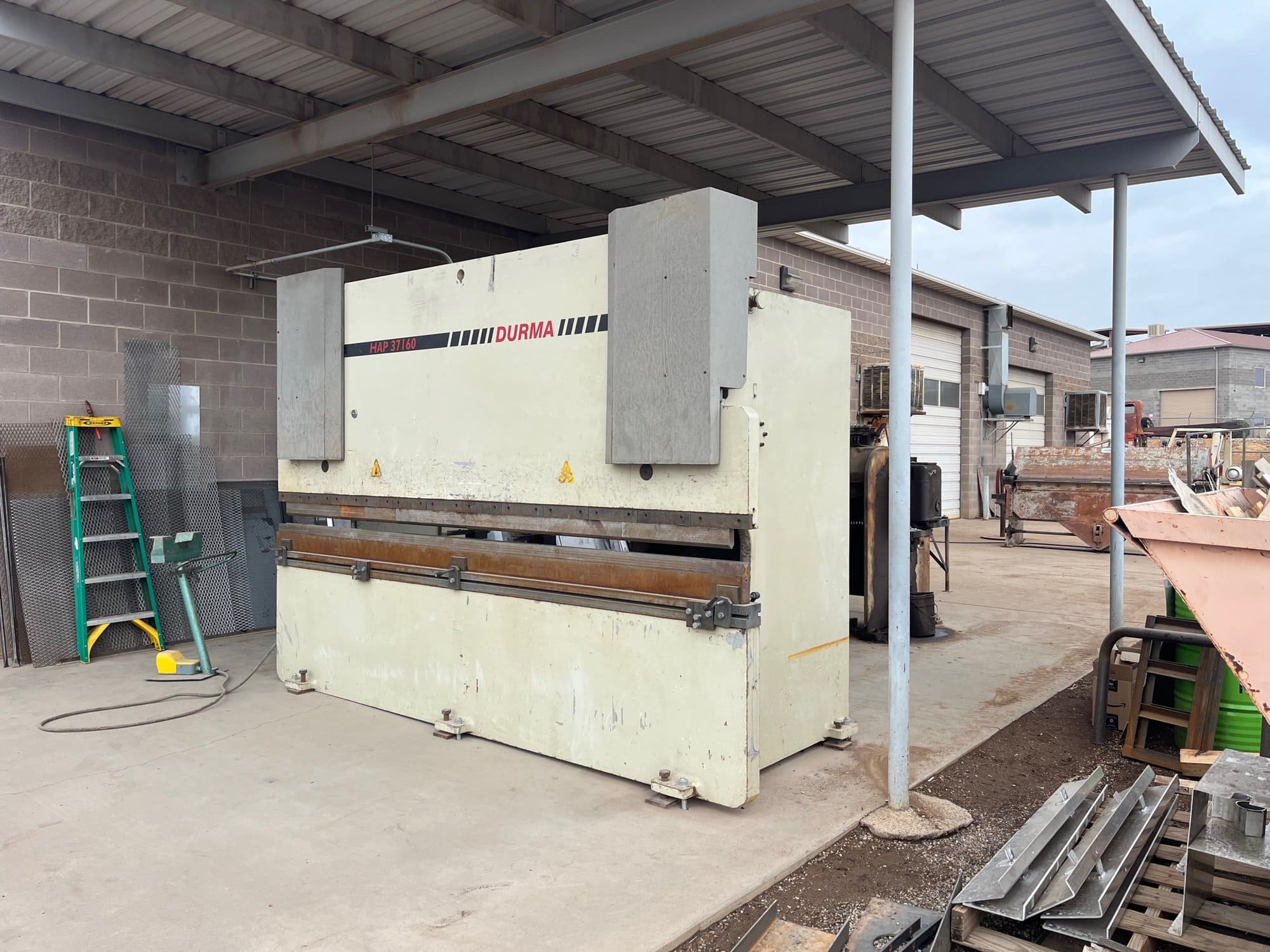 175 Ton x 12' Durma HAP-37160 CNC Press Brake, 2004- Under Power, Tooling Included - Image 8