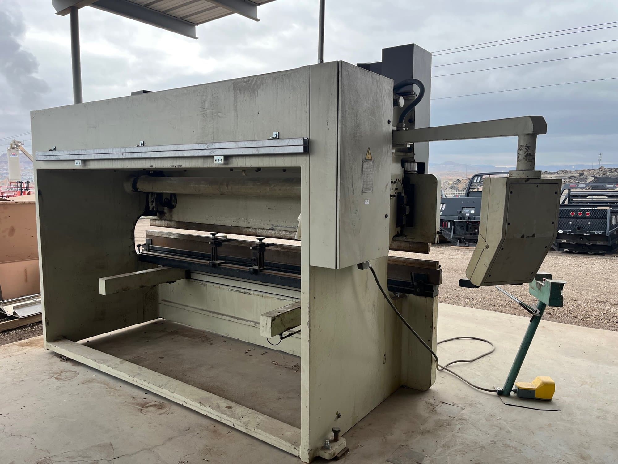 175 Ton x 12' Durma HAP-37160 CNC Press Brake, 2004- Under Power, Tooling Included