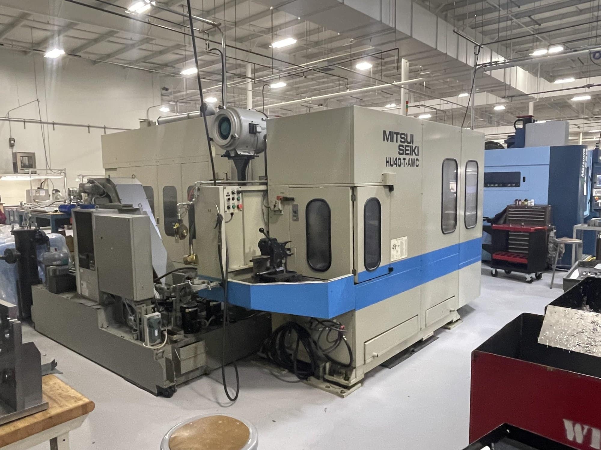 Mitsui Seiki HU40T HMC, 2001 - Fanuc Control, 240 ATC, 5-Axis - Image 4