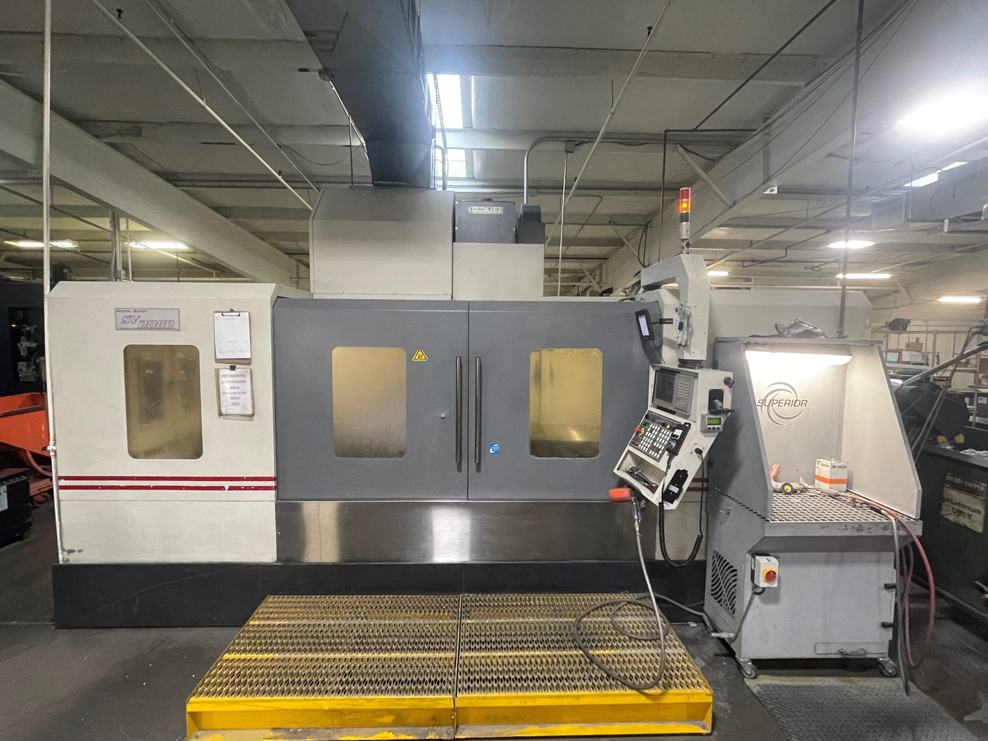 Akira Seiki SV2060 CNC Vertical Machining Center, 2013 - 84.5" x 31.5" Table, 33" Y Axis