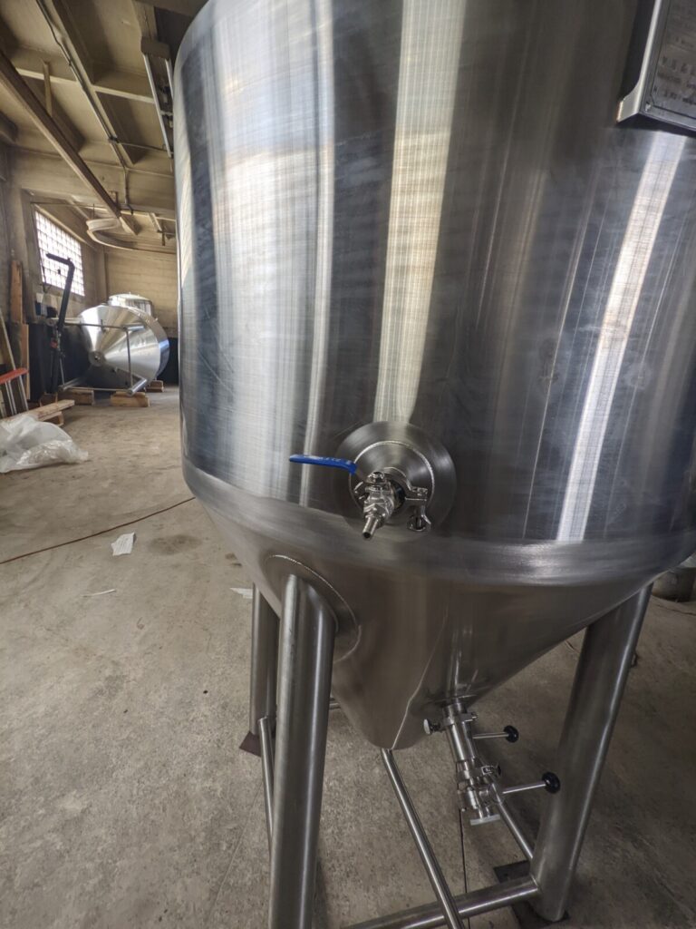 3.5 BBL / 500L Jacketed Stainless Steel Fermenters FV / Unitank - Image 2