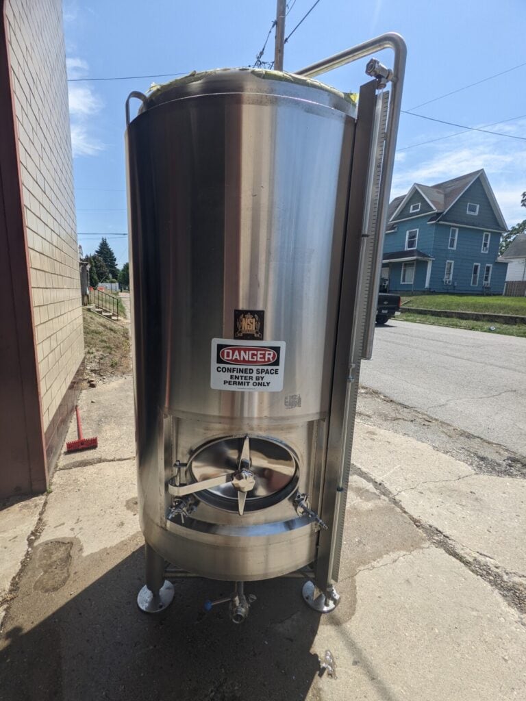 10 BBL NSI Stainless Steel Jacketed Brite Tank (BBT)