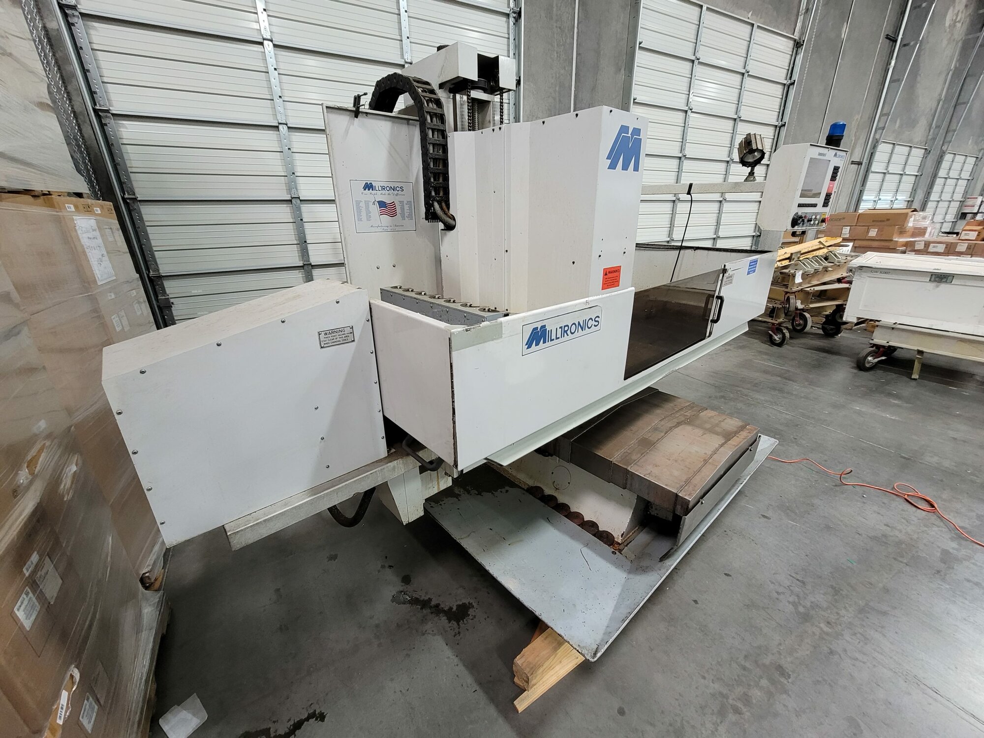 Milltronics RH-30 VMC, 2002-Series F- Centurion 6, 8,000RPM - Image 2