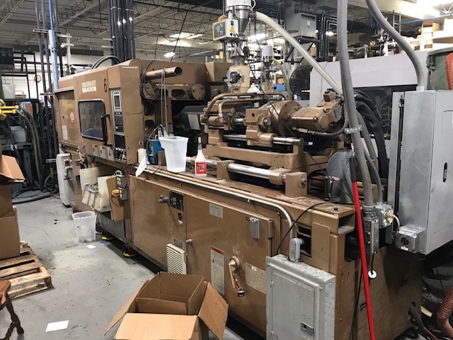 165 Ton 7 Oz Cincinnati Milacron VT 165-7 Injection Molding Machine, 1996 - Image 3