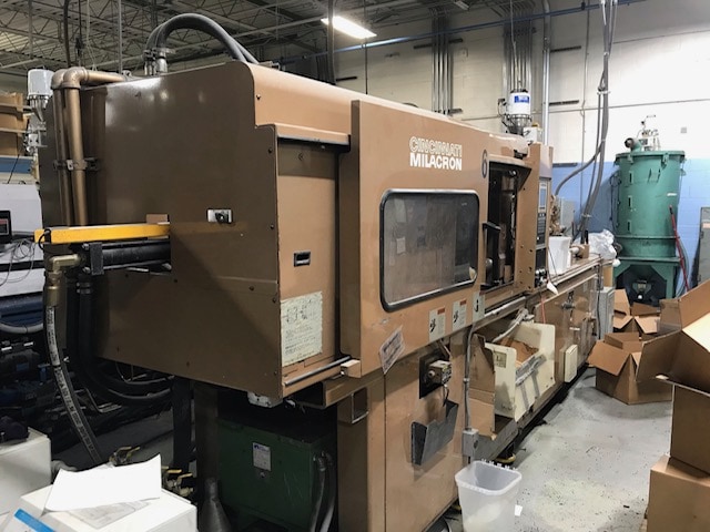 165 Ton 7 Oz Cincinnati Milacron VT 165-7 Injection Molding Machine, 1996 - Image 6