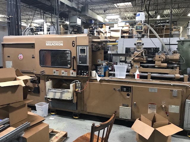 165 Ton 7 Oz Cincinnati Milacron VT 165-7 Injection Molding Machine, 1996