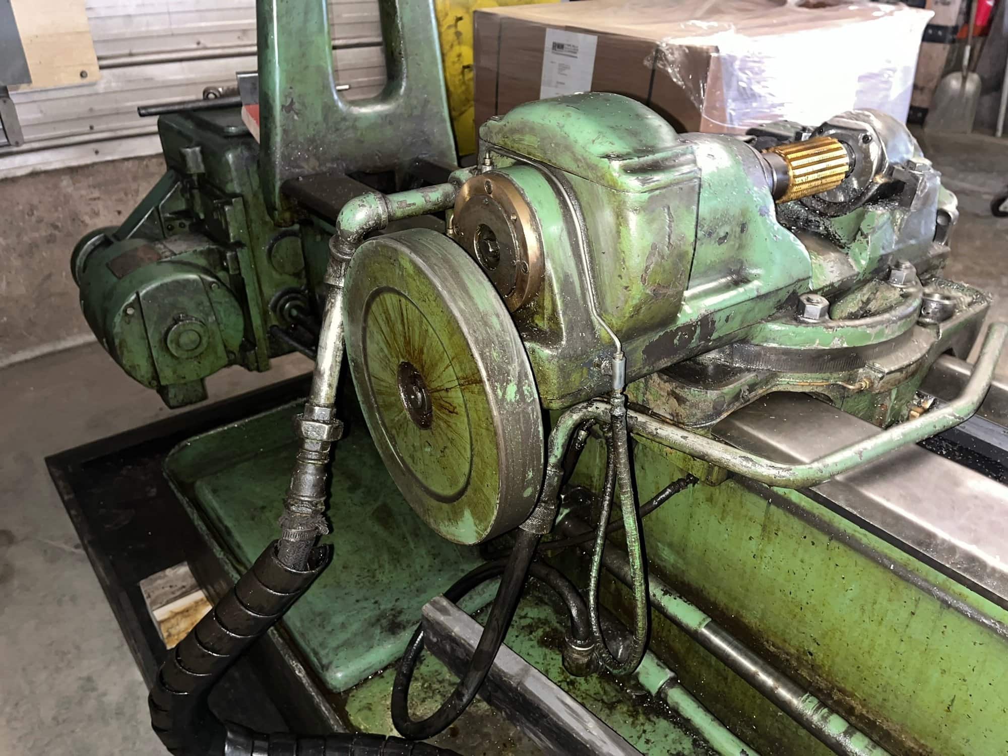 Barber Coleman 16-56 Gear Hobber - Timing Gears Included - Image 4