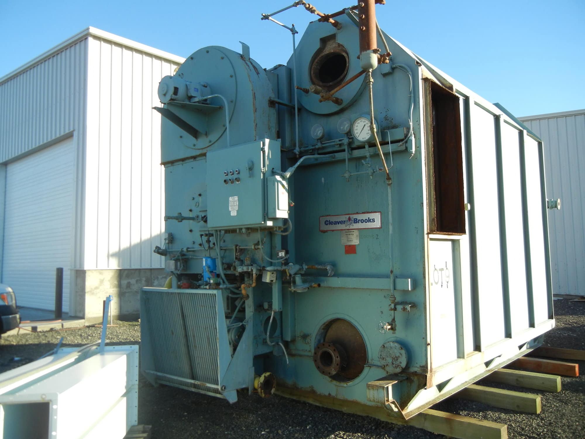 20 MMBTUS Clever Brooks Model DW-42-LH Water Boiler, 1993