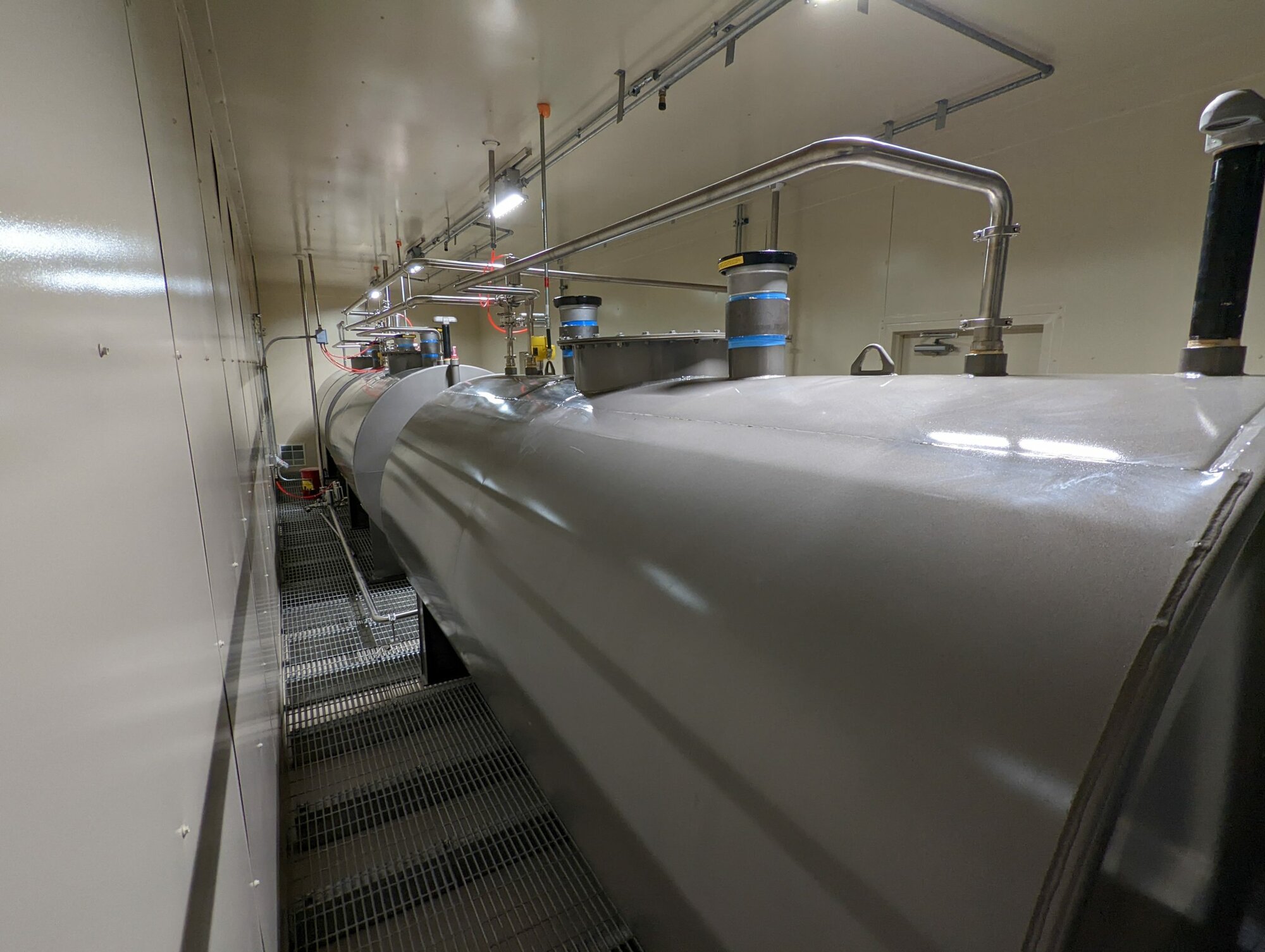 Fully Functional Hemp Extraction Lab, Hydrocarbon Lab Equipment, 2020 - Complete Operations Takeover, Tampa FL - Full Production Never Started, Permits Still Valid, 12.500FT² Video Tour Available - Image 2