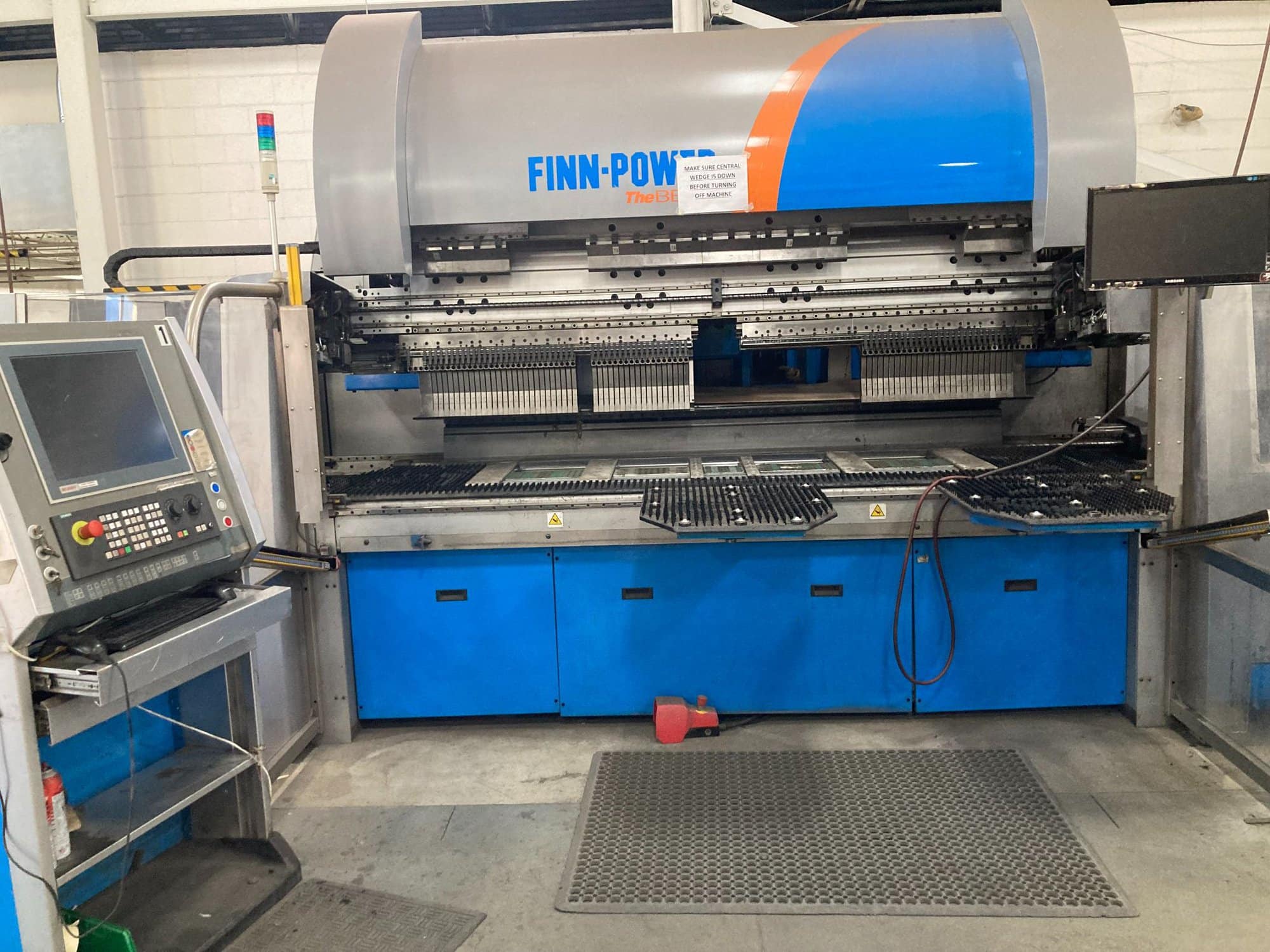 Finn Power Fbe5-200 Fast-Bend Panel Bender - 2010 - Image 2