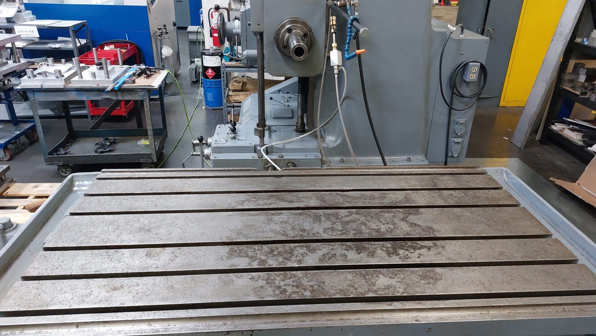 LUCAS 41B - 48 3" Horizontal Boring Mill, 1954- Tooling Included, Clean - Image 9