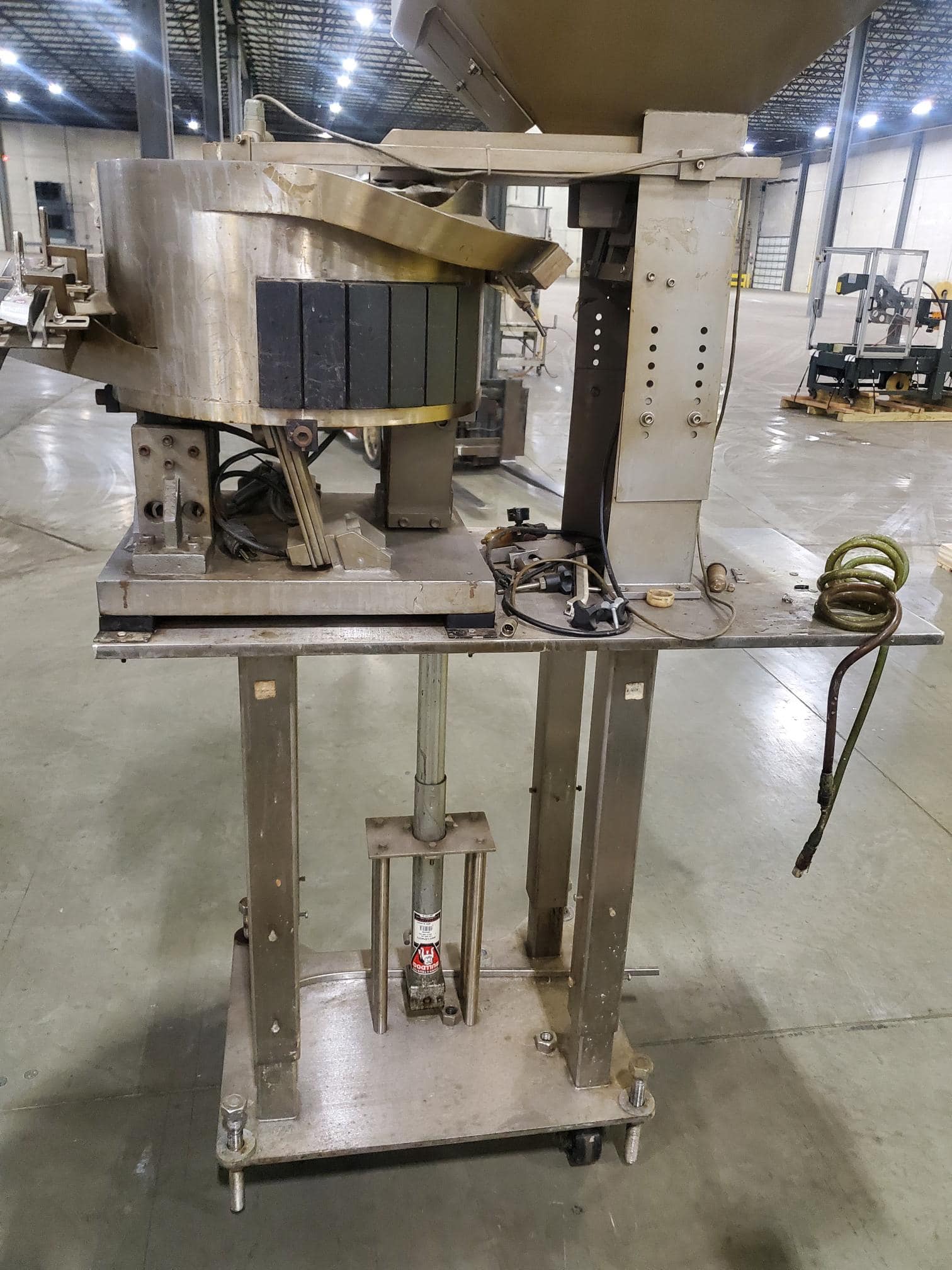 PWI SD-557 Cap Feeder/Bowl Sorter, 2012 - Image 2