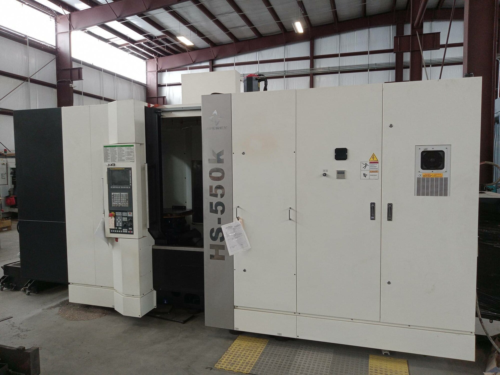 Averex HS550K, Dual Pallet HMC, 2018 Showroom Machine, Never Cut A Chip, Factory Warranty and Install Apply. - Image 2