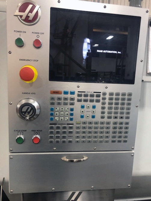 Haas ST-35Y CNC Lathe, 2018- Live Tool, Tailstock, Y-Axis, Presetter, Conveyor, Very Light Use - Image 3
