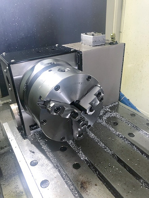 Haas VF-3 4-Axis CNC VMC, 2018 - HRT210 Rotary Table & Chuck, 31 SMTC, WIPS, Chip Auger, Low Hours - Image 4