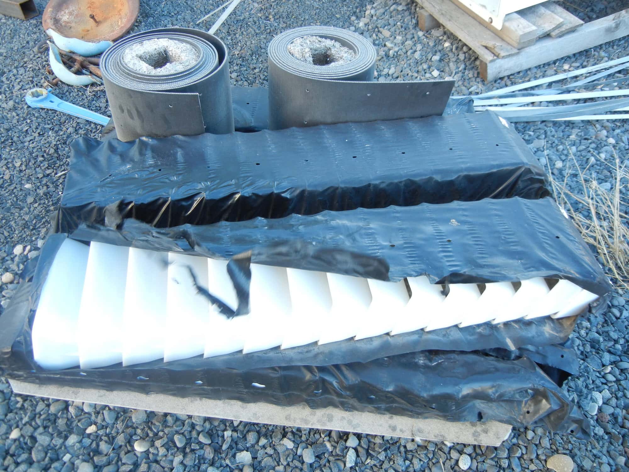 Qsage Twin Trunk Bucket Elevator (2) - Image 3