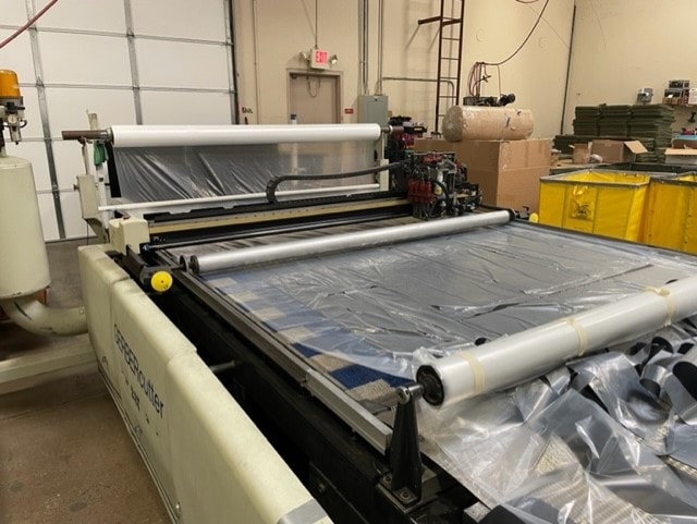 GerberCutter S-3000 Fabric Cutting Machine, 1997