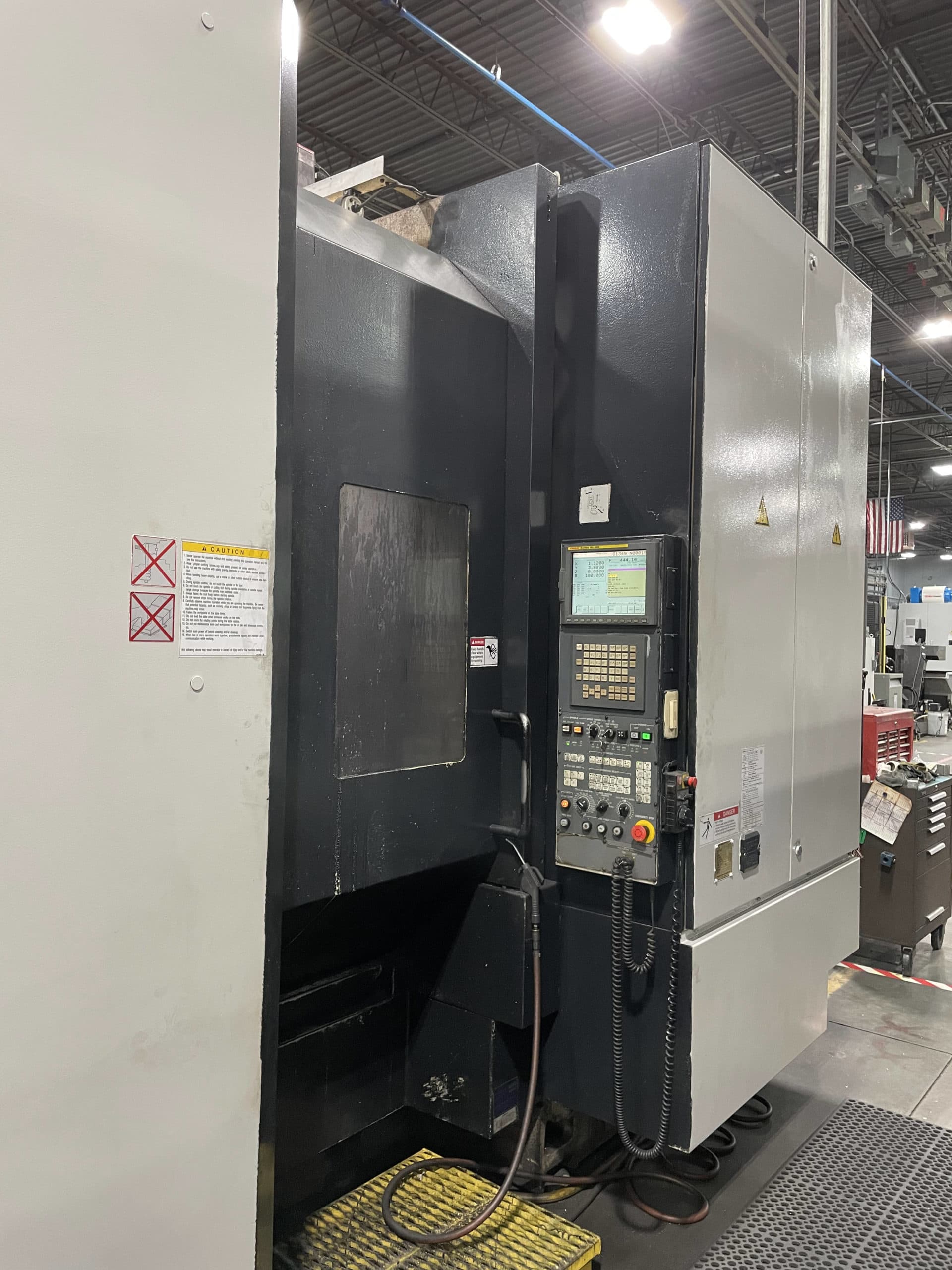 Okuma & Howa MILLAC 550H HMC-4, 2000 - Fanuc Control, Chip Conveyor - Image 2