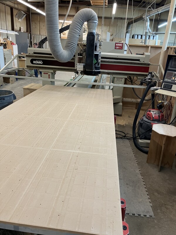 5' x 12' Komo Mach1S VR512 CNC Router, 2002 - Fanuc Control, Vacuum Pump, Tool Changer - Image 2