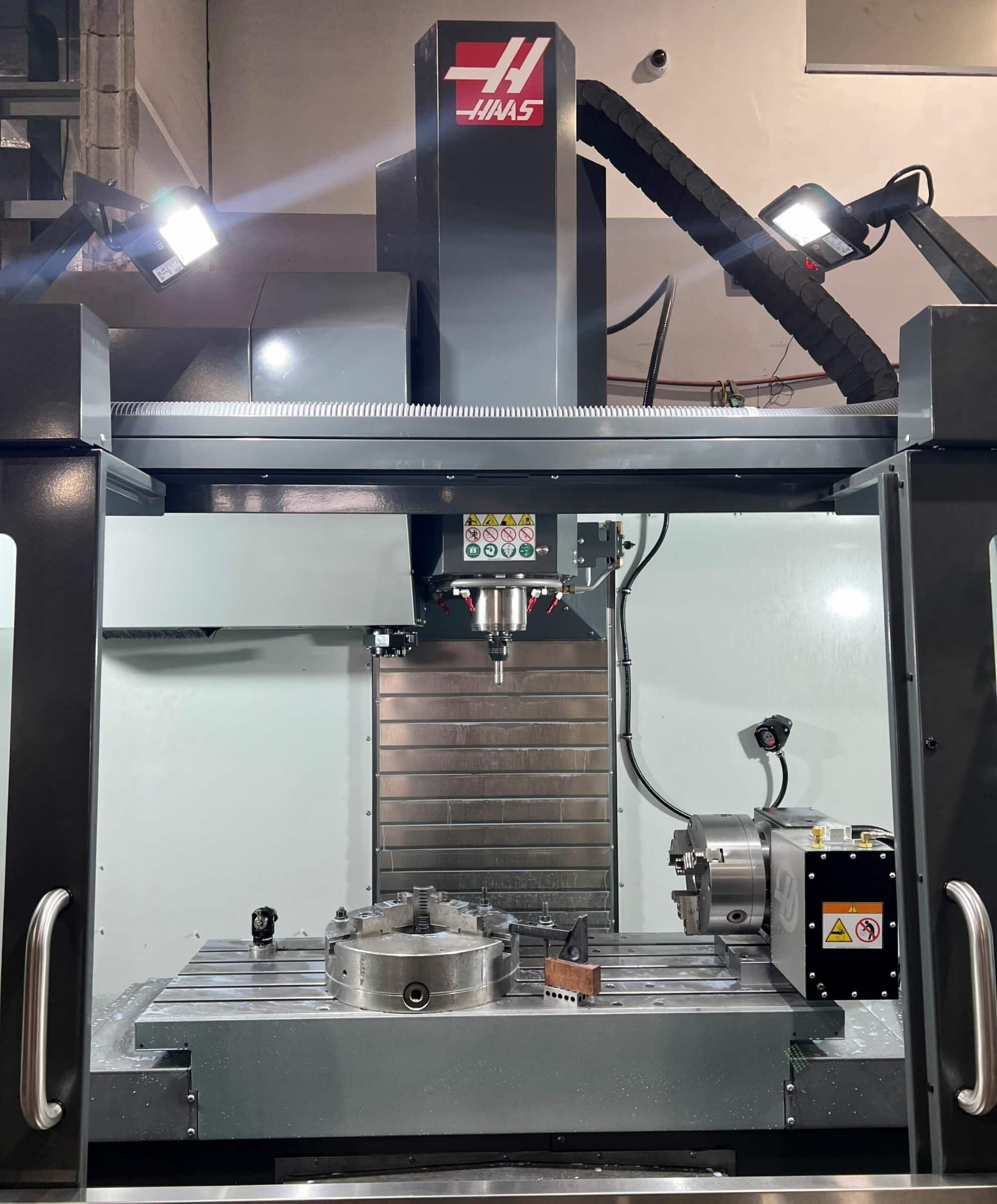 Haas VF-4 CNC Vertical Machining Center, 2022 - CAT40, 4th Axis HRT210 Rotary Table, WIPS-R, Renishaw Wireless Intuitive Probing - Image 6