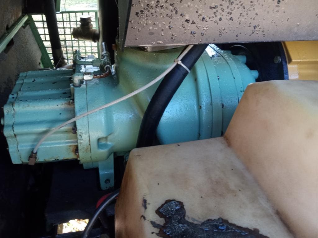 140 HP Sullair 375H Portable Rotary Screw Mobile Air Compressor, 2007 - Image 5